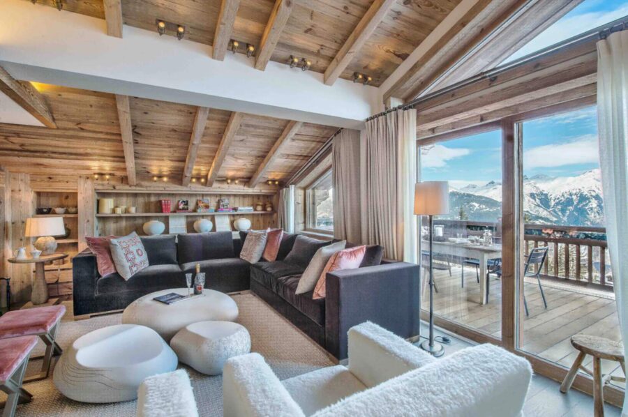 chalet-kelly-living-room-mountain-view-terrace-luxury-retreat-courchevel1850