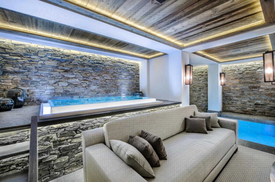 chalet-kelly-spa-jacuzzi-swimming-pool-luxury-courchevel1850