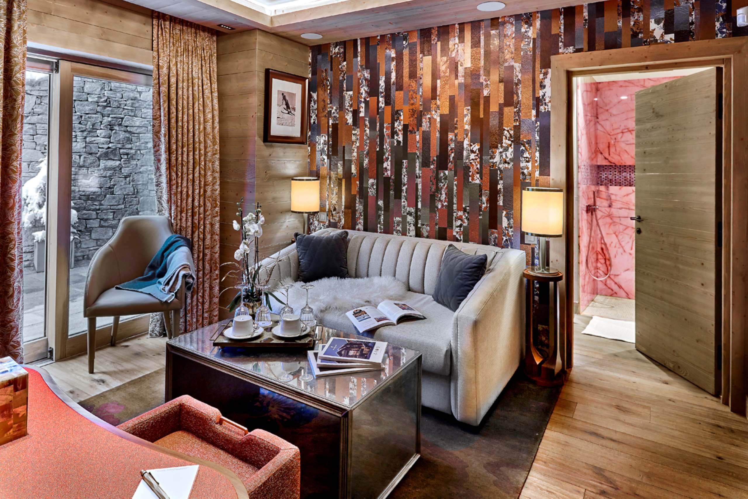 chalet-liza-bedroom-ensuite-lounge-desk-stylish-interiordesign-luxury-megeve