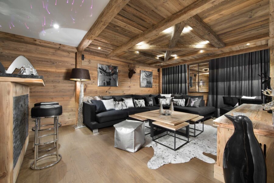 chalet-magali-lounge-bar-entertainment-hosting-luxury-elegant-interior-courchevel1550