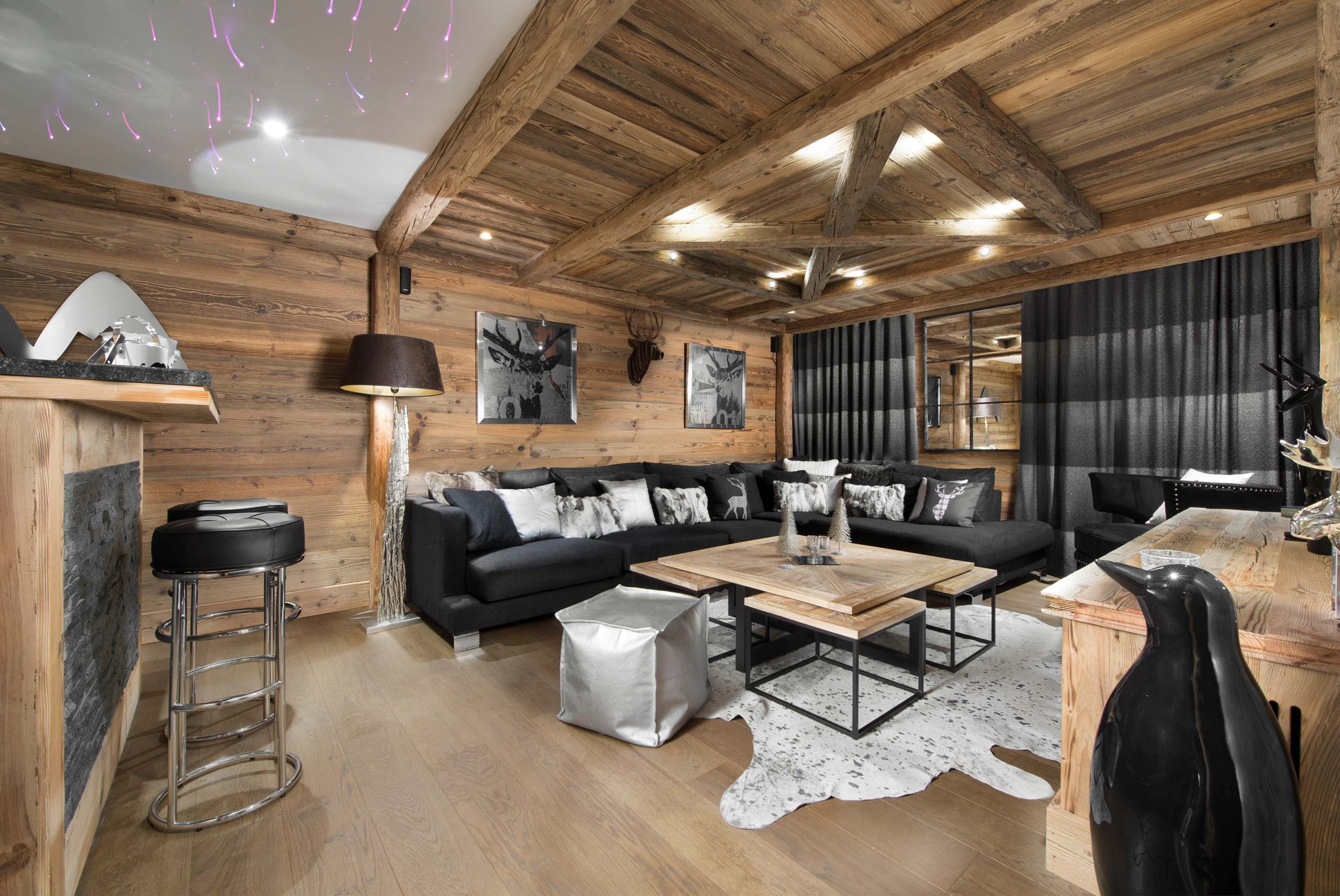 chalet-magali-lounge-bar-entertainment-hosting-luxury-elegant-interior-courchevel1550
