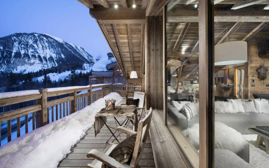 chalet-magali-terrace-balcony-stunning-mountain-views-luxury-alpine-retreat-courchevel1550