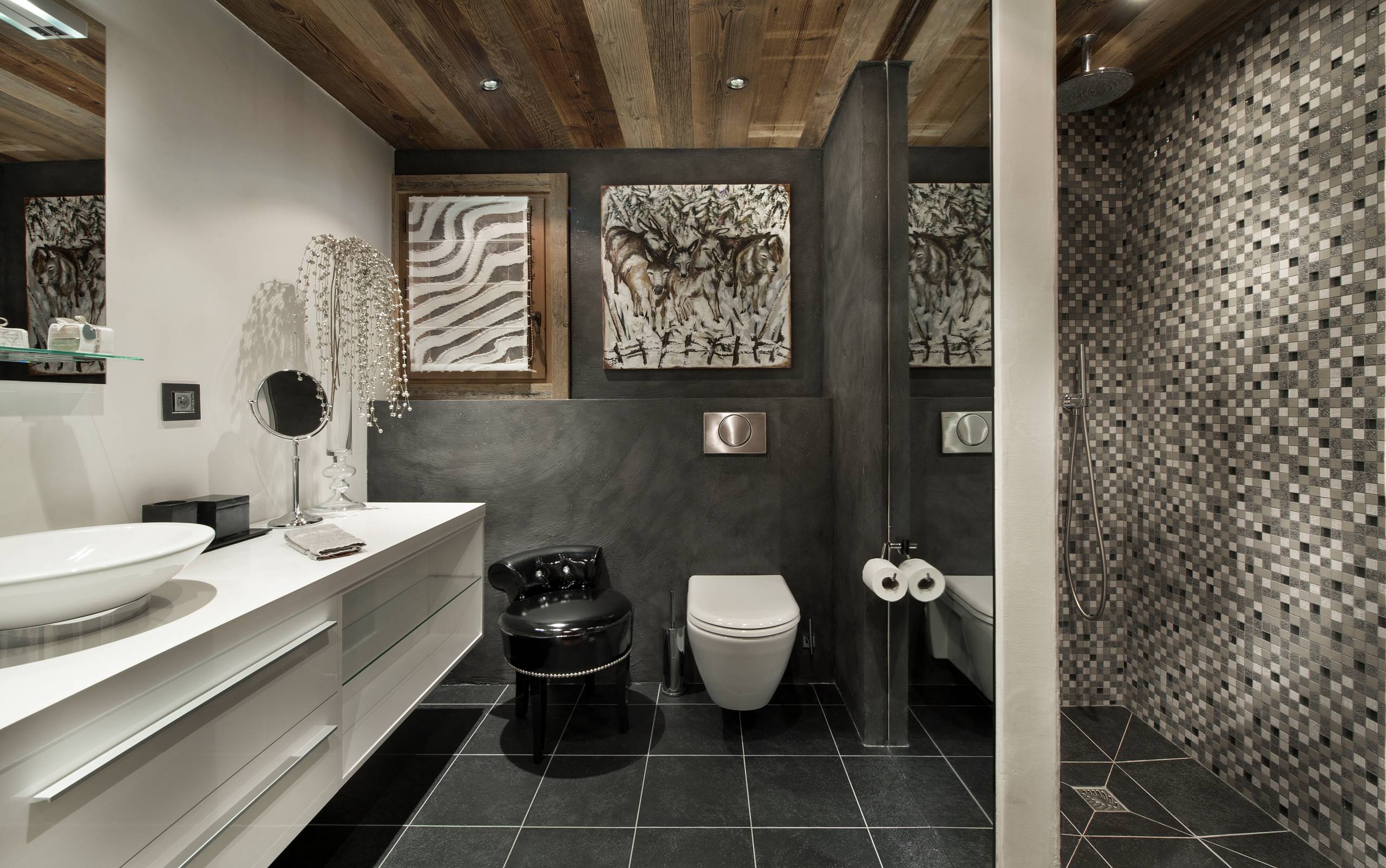 chalet-maya-bathroom-shower-artwork-sleek-modern-alpine-design-luxury-courchevel1550