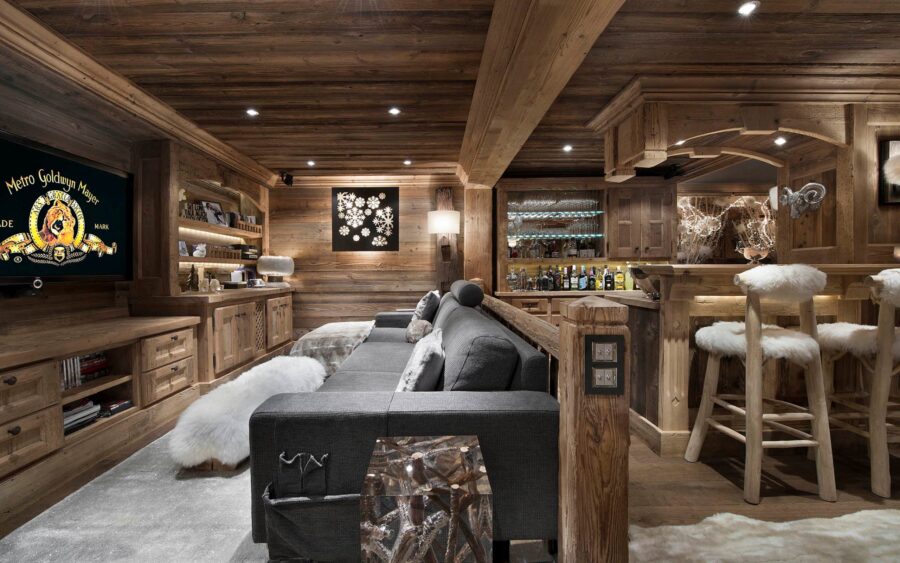 chalet-maya-cinema-room-bar-movie-nights-entertainment-hosting-cosy-lounge-luxury-interior-courchevel1550