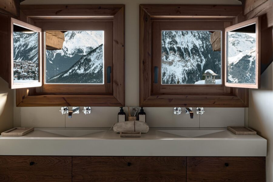 chalet-millie-bathroom-mountain-view-luxury-courchevel1550