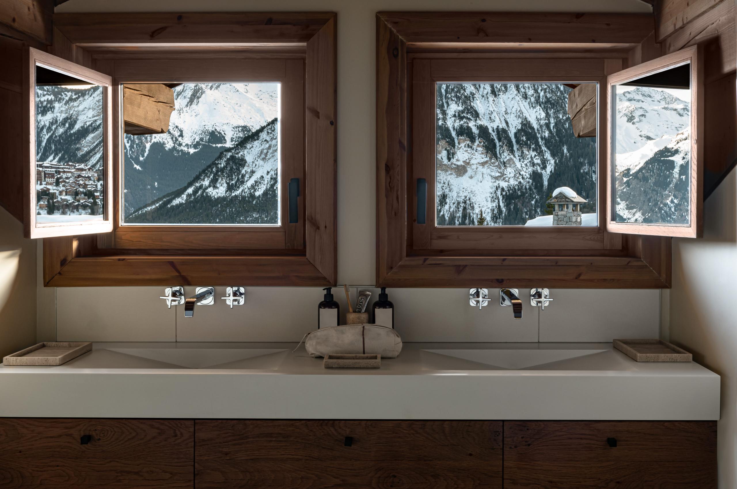 chalet-millie-bathroom-mountain-view-luxury-courchevel1550