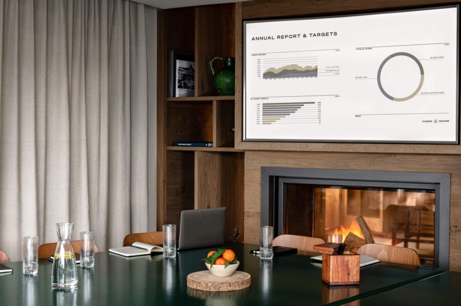 chalet-millie-office-workspace-fireplace-desk-corporate-meetings-luxury-rental-retreat-courchevel1550