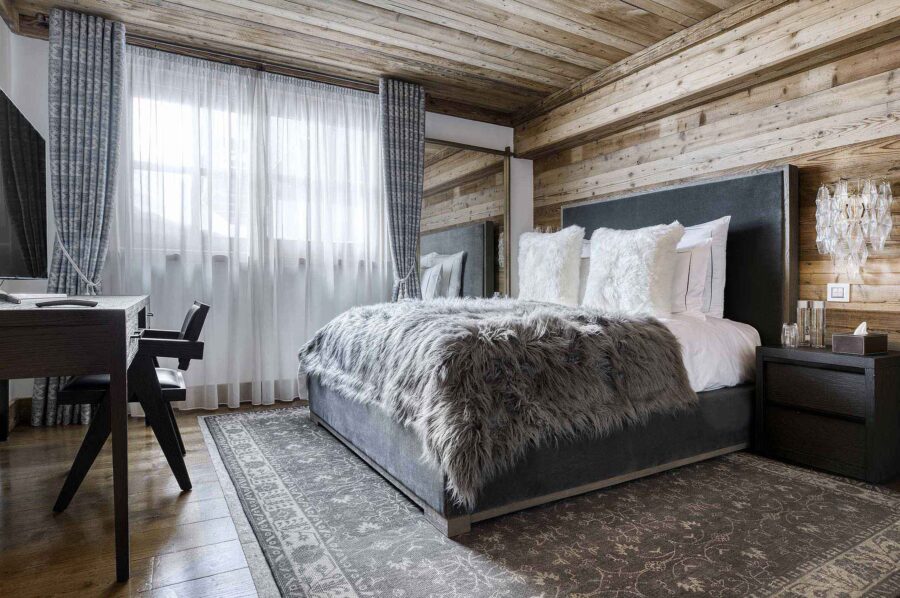 chalet-pearl-bedroom-modern-elegant-alpine-design-courchevel-1850