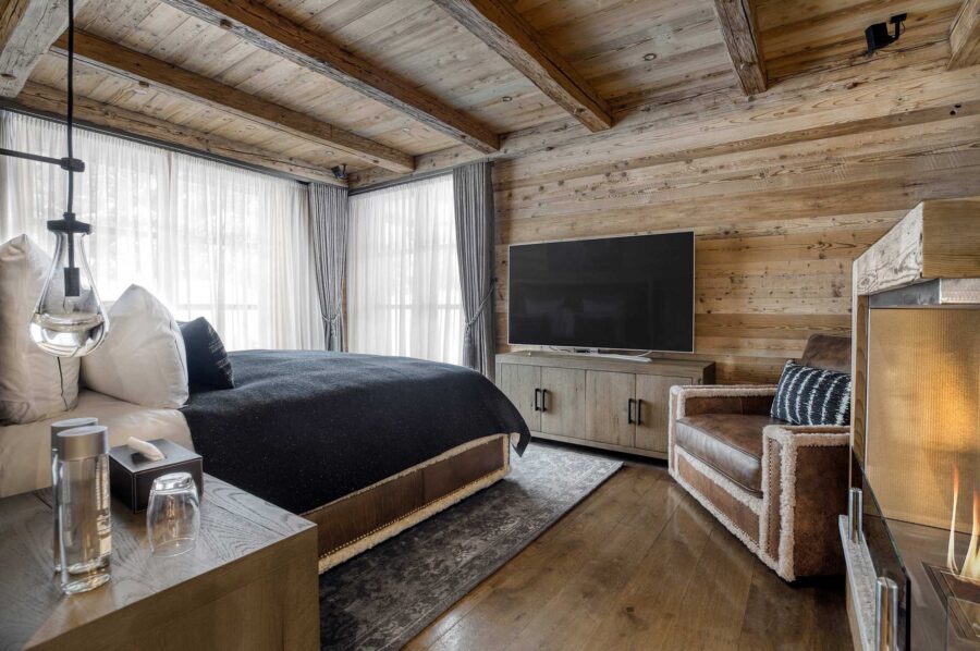 chalet-pearl-double-bedroom-tv-luxury-alpine-design-courchevel-1850