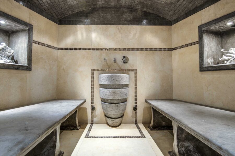 chalet-pearl-steamroom-spa-wellness-modern-luxury-courchevel-1850