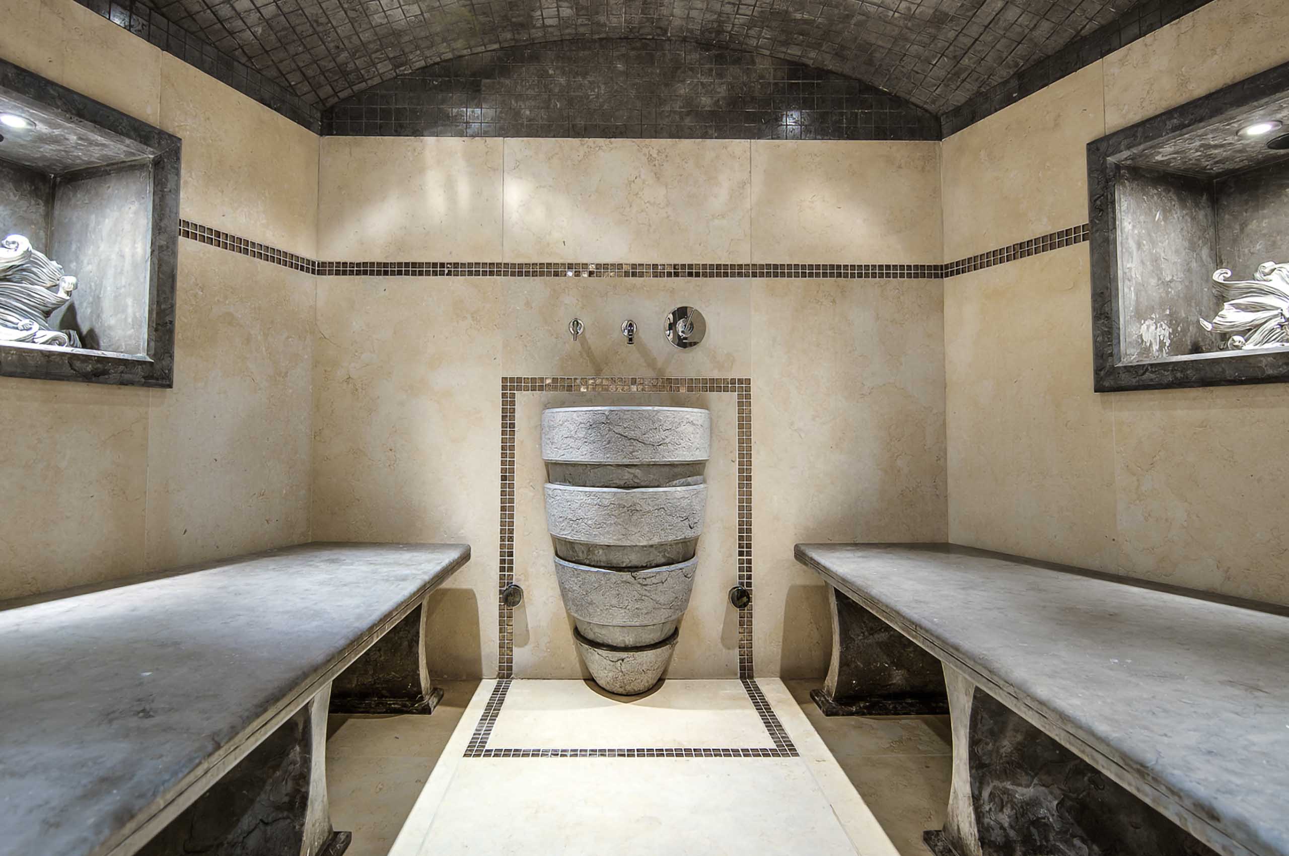 chalet-pearl-steamroom-spa-wellness-modern-luxury-courchevel-1850