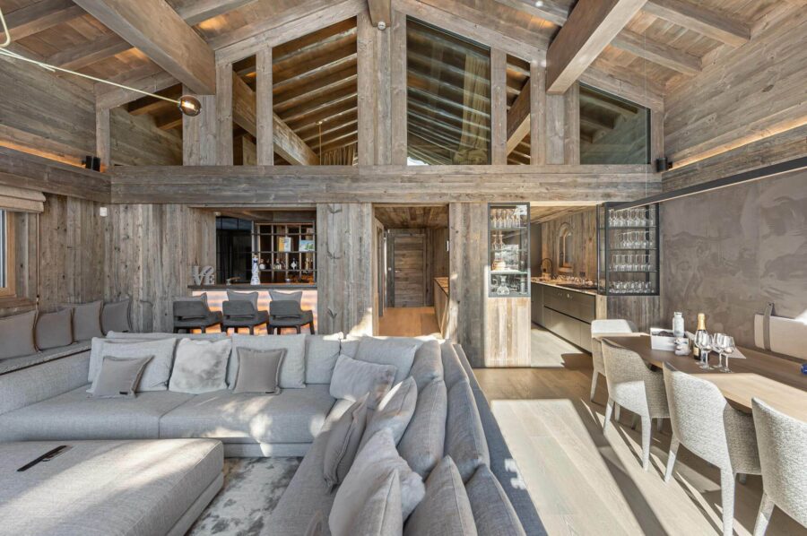 chalet-rosa-livingroom-diningroom-kitchen-openplan-modern-luxury-alpine-interiordesign-courchevel1850