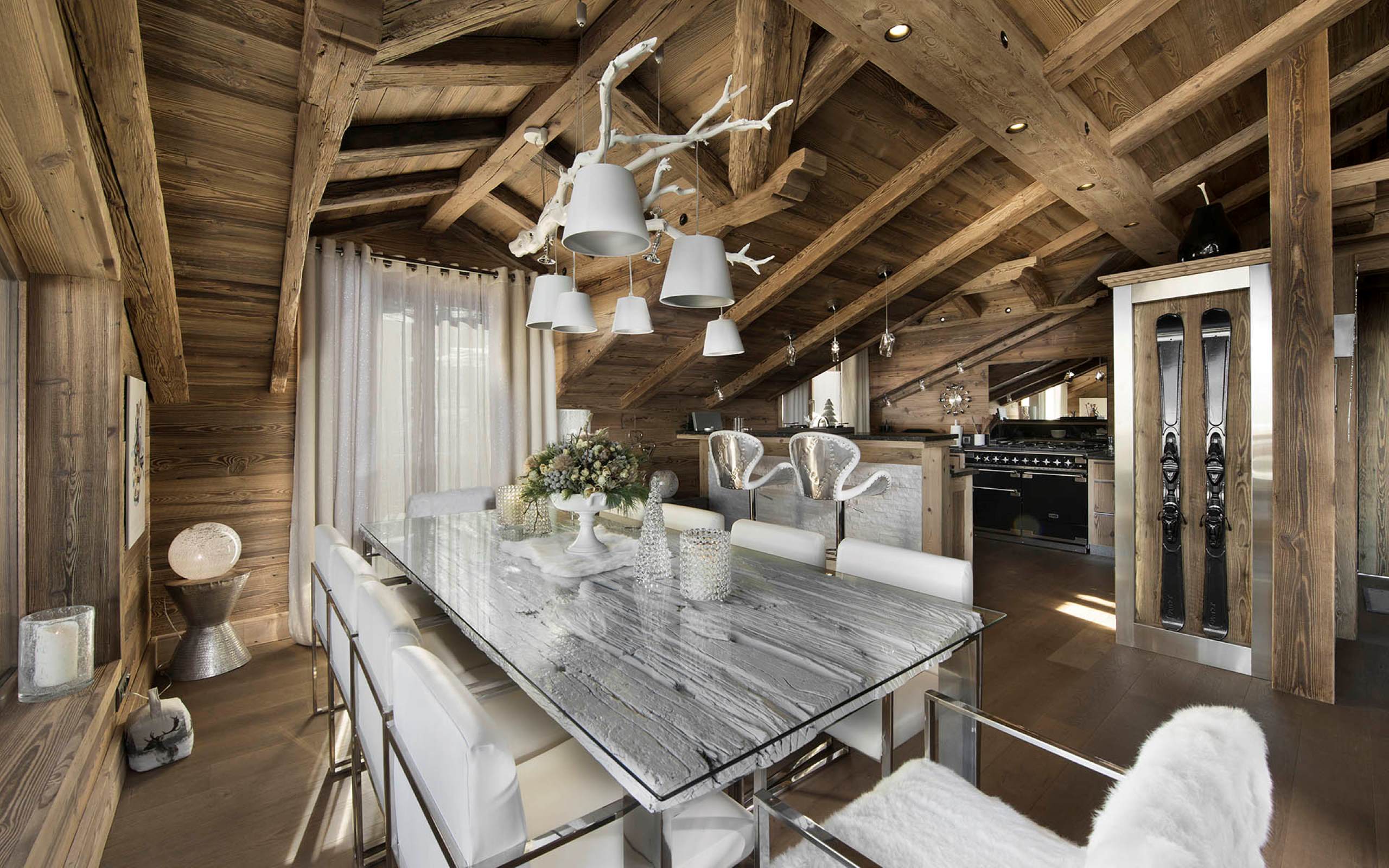 chalet-samara-kitchen-dining-room-sleek-elegant-alpine-interior-luxury-courchevel1550