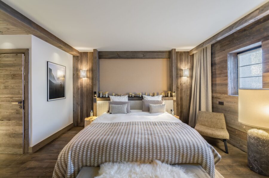 chalet-wintrelle-bedroom-alpine-elegant-design-luxury-stylish-retreat-courchevel1550