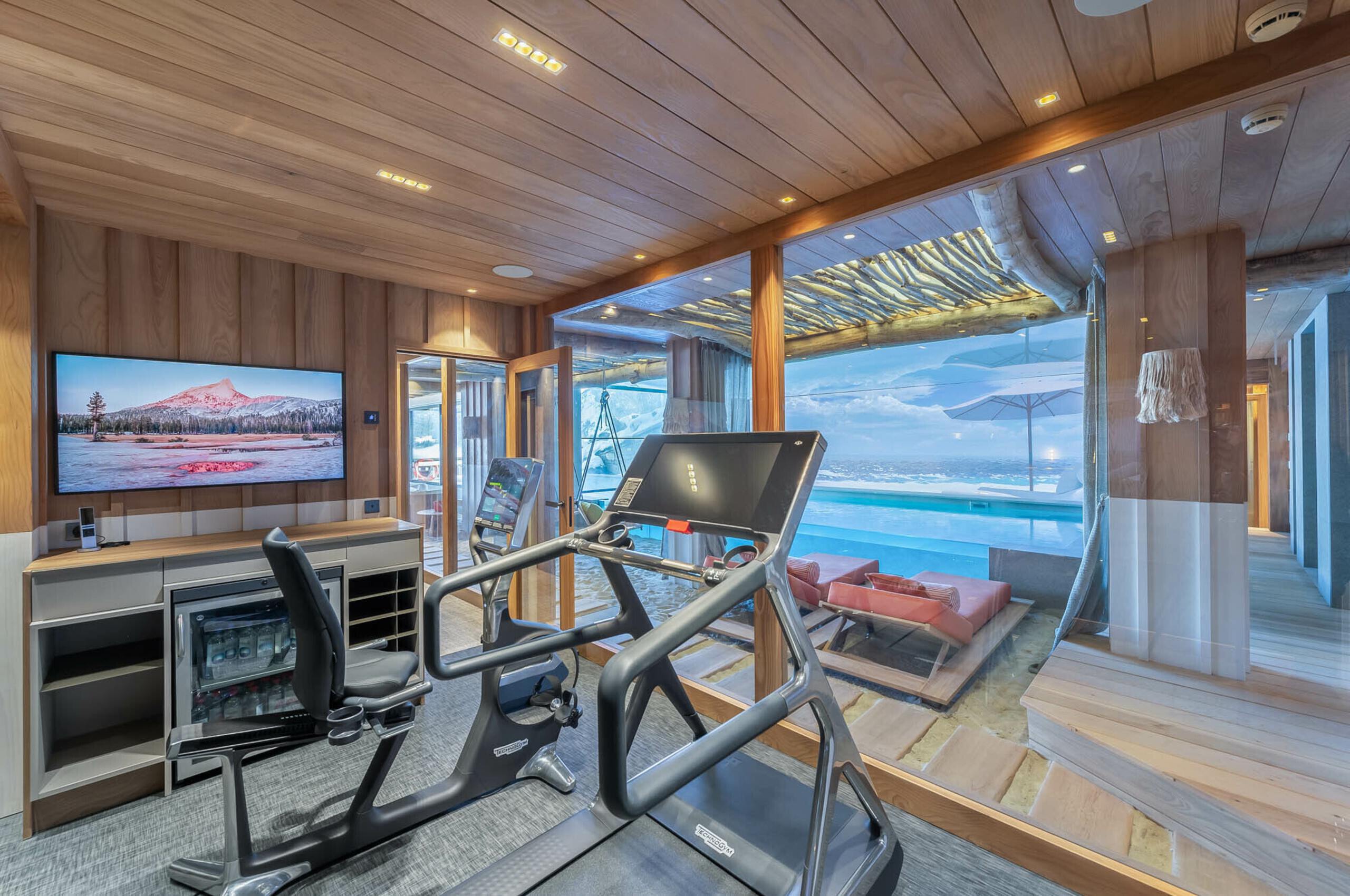 chalet-wintrelle-gym-workout-fitness-suite-spa-wellness-luxury-rental-retreat-courchevel1550