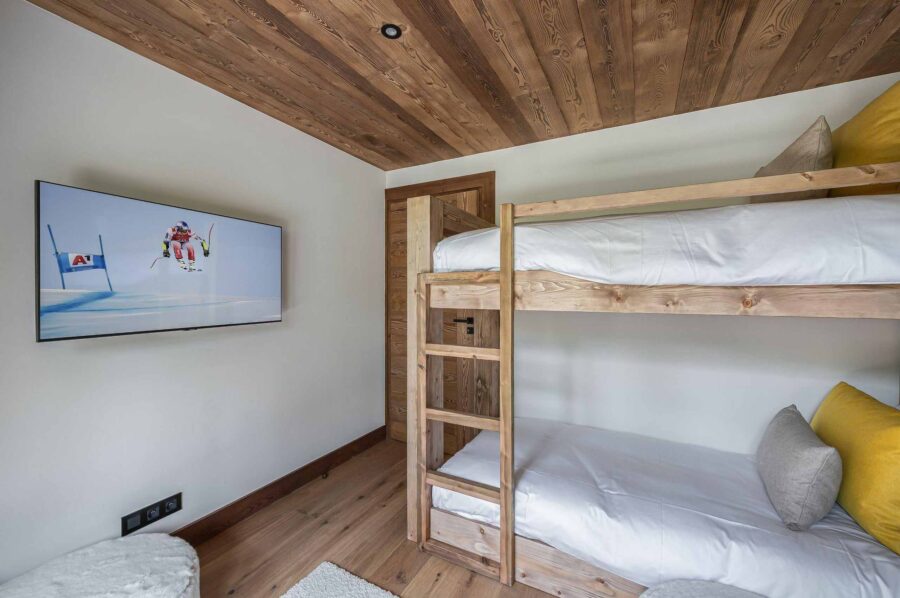 chalet-wynn-bedroom-kidsroom-family-friendly-modern-spacious-alpine-design-luxury-megeve