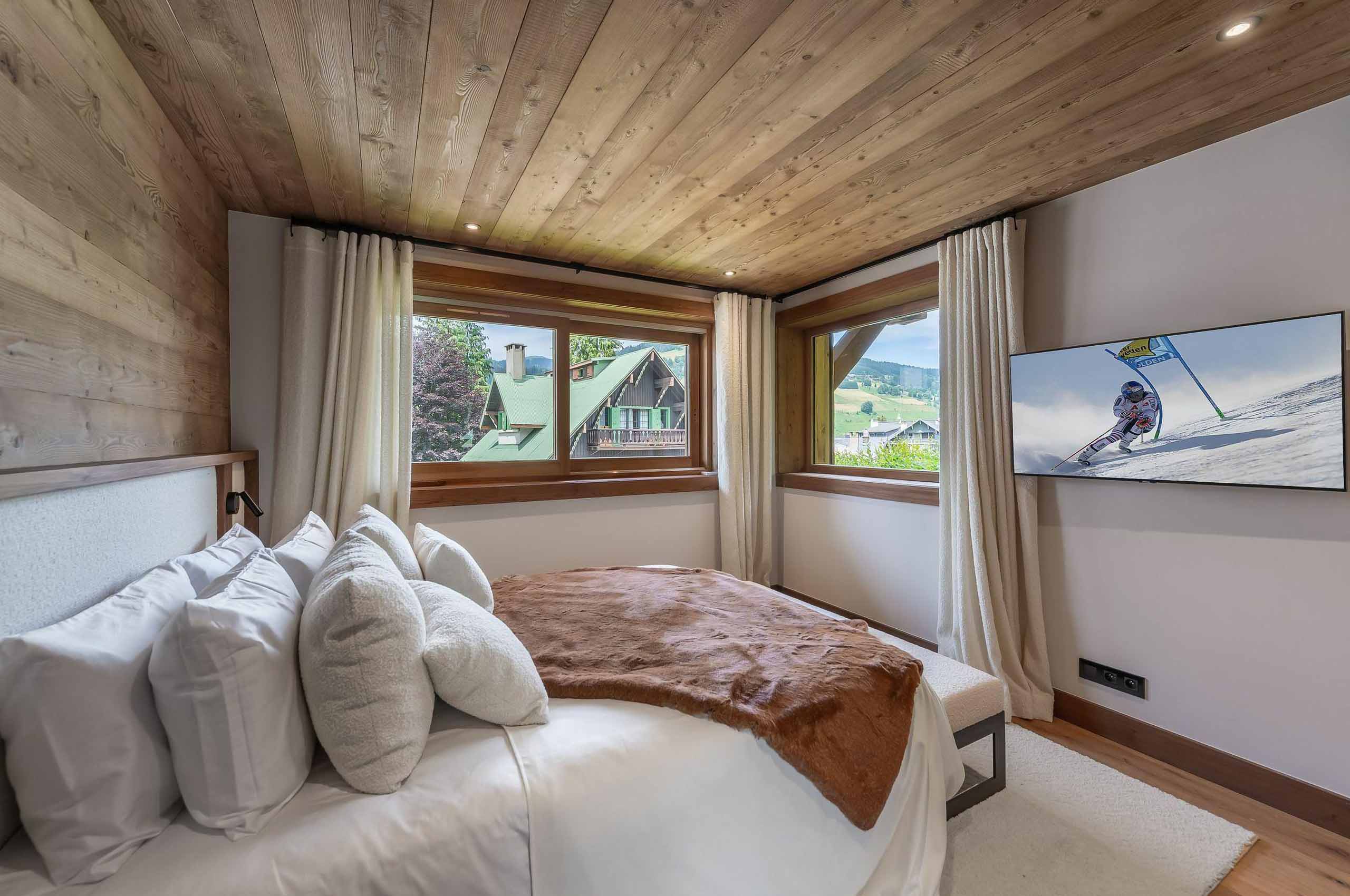 chalet-wynn-bedroom-modern-alpine-elegant-luxury-design-megeve