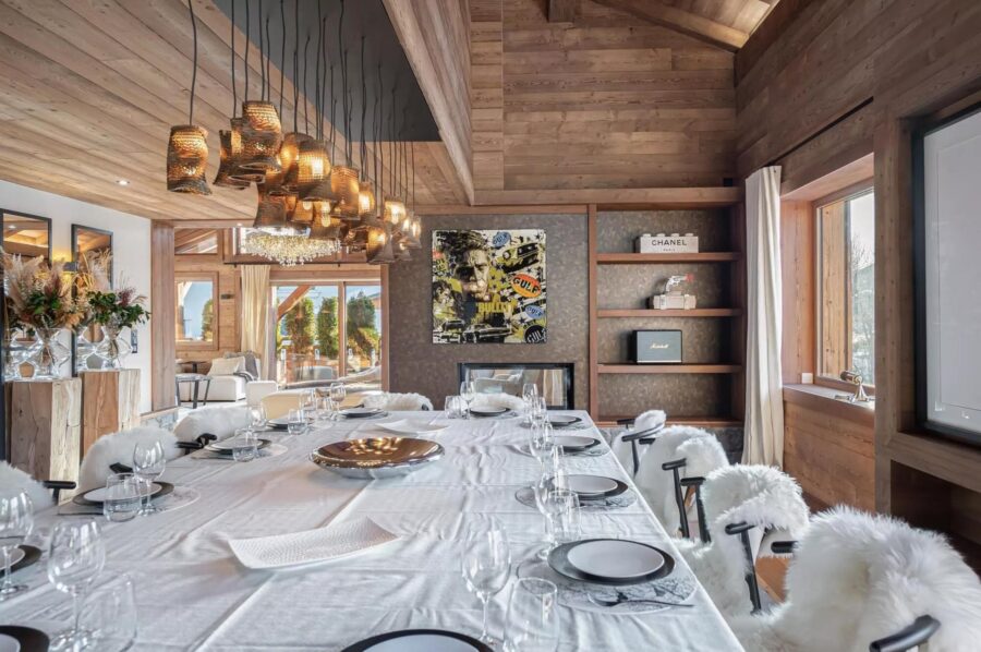 chalet-wynn-dining-room-fireplace-artwork-modern-alpine-luxury-megeve