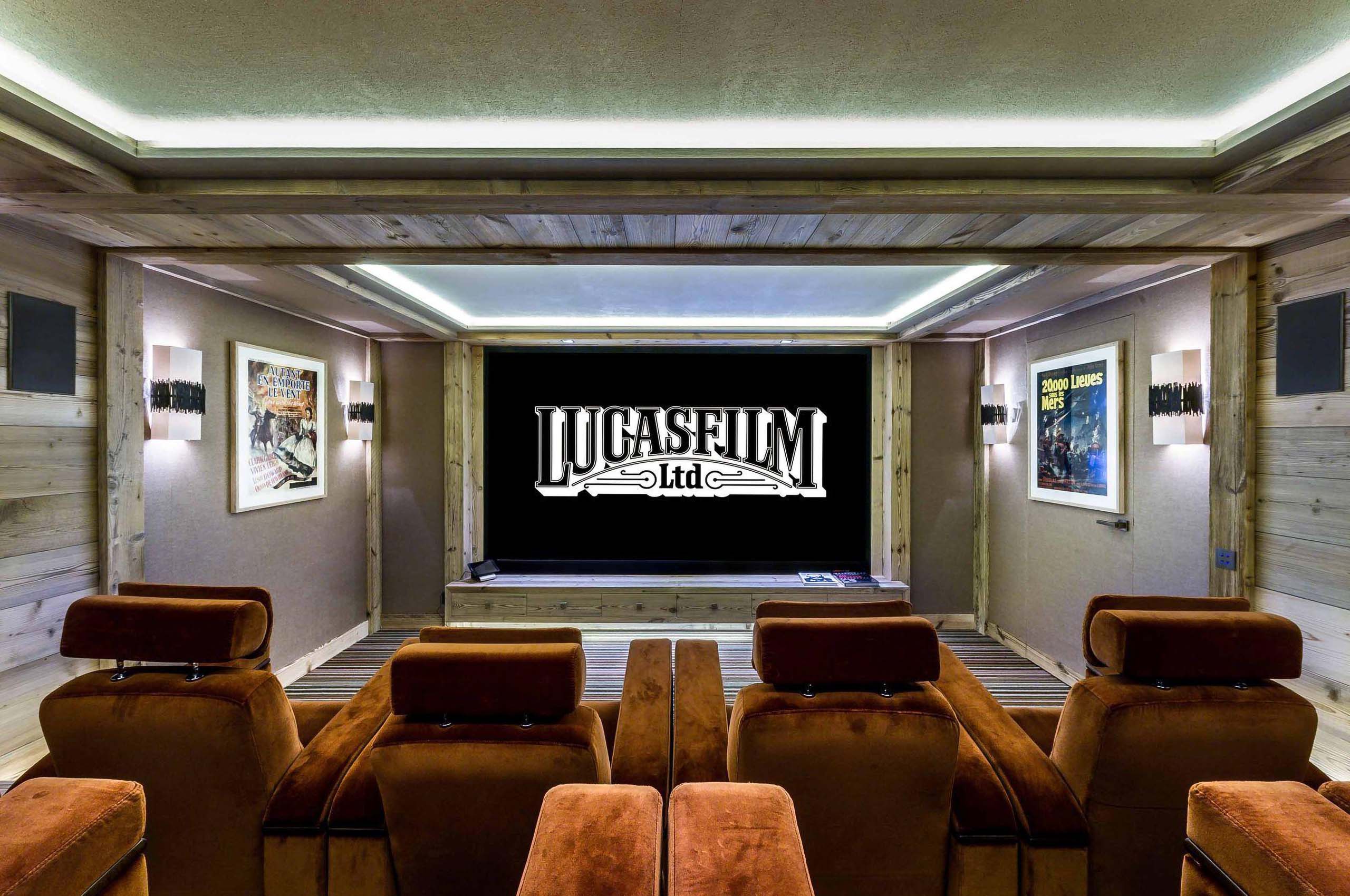 cinemaroom-film-entertainment-hosting-courchevel1850-luxury-chalet-brielle