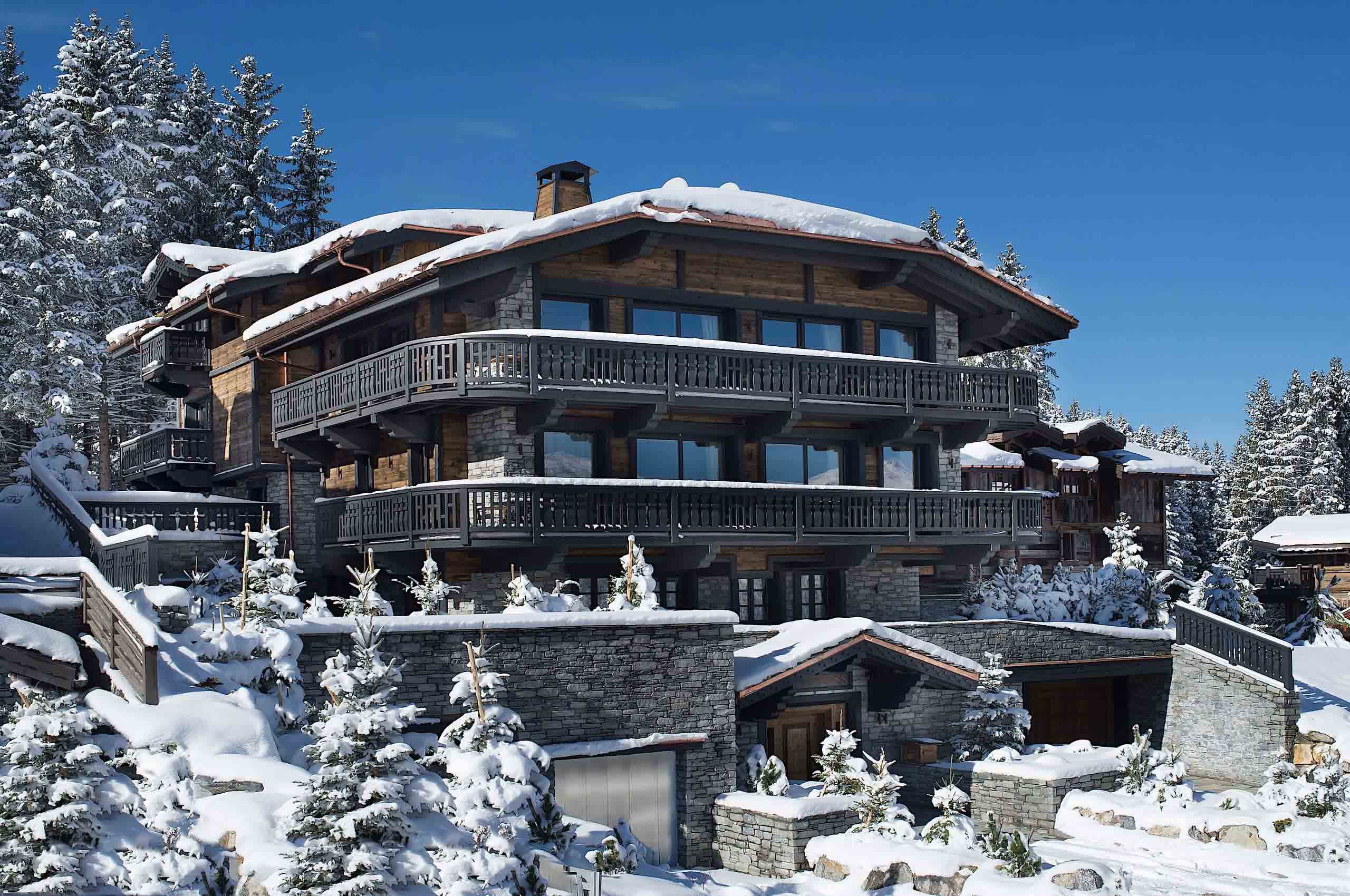 exterior-daytime-rental-retreat-courchevel1850-luxury-chalet-edel