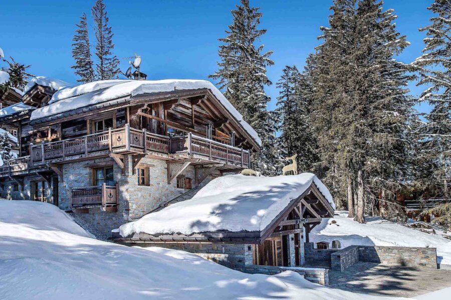 exterior-luxury-rental-retreat-courchevel1850-chalet-rochel-28