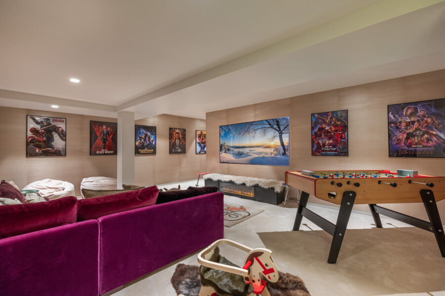 gamesroom-playroom-tvroom-fun-familyfriendly-modern-spacious-luxury-interior-courchevel1850-chalet-corinne