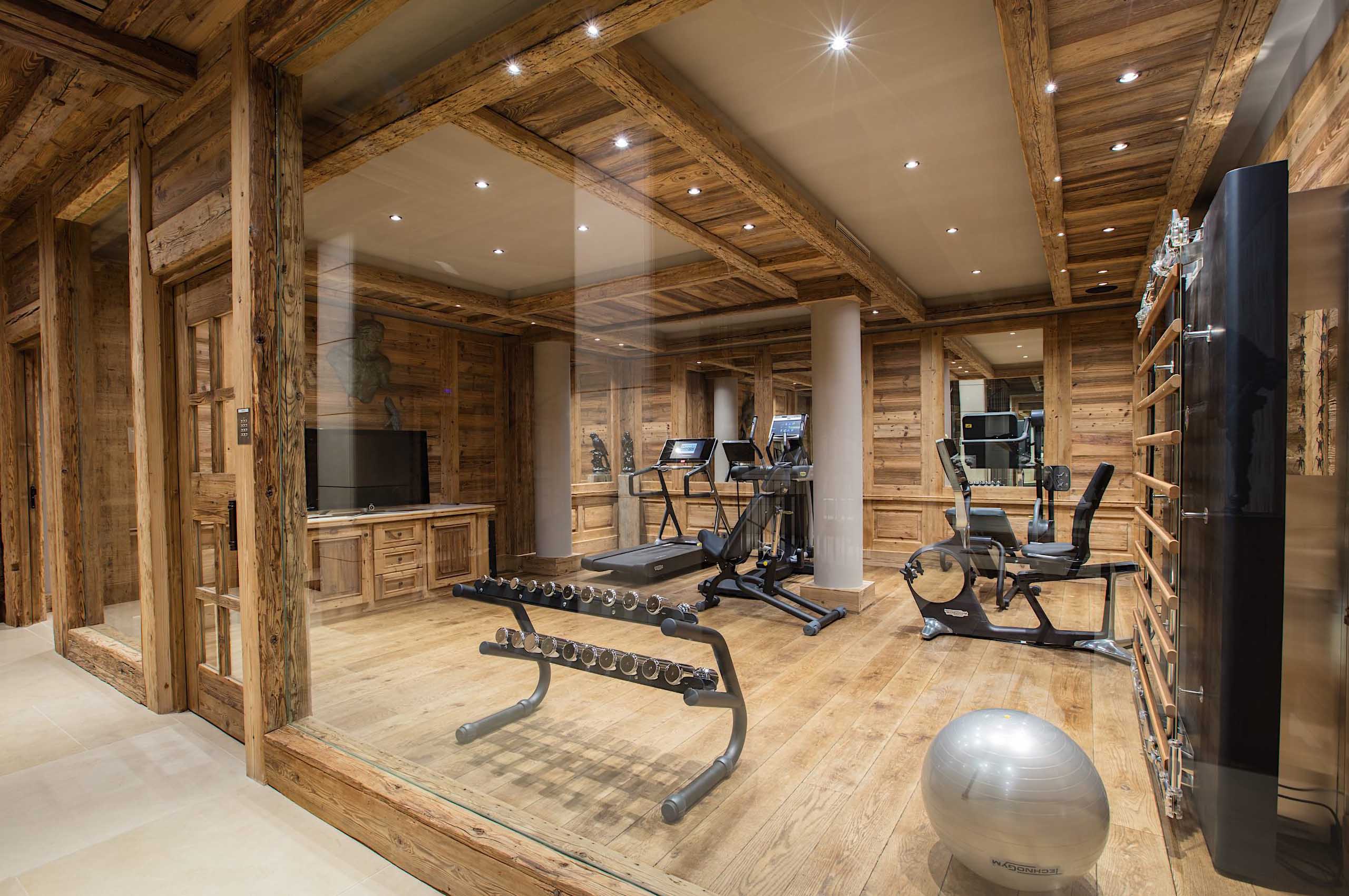gym-fitness-workout-courchevel1850-luxury-chalet-edel