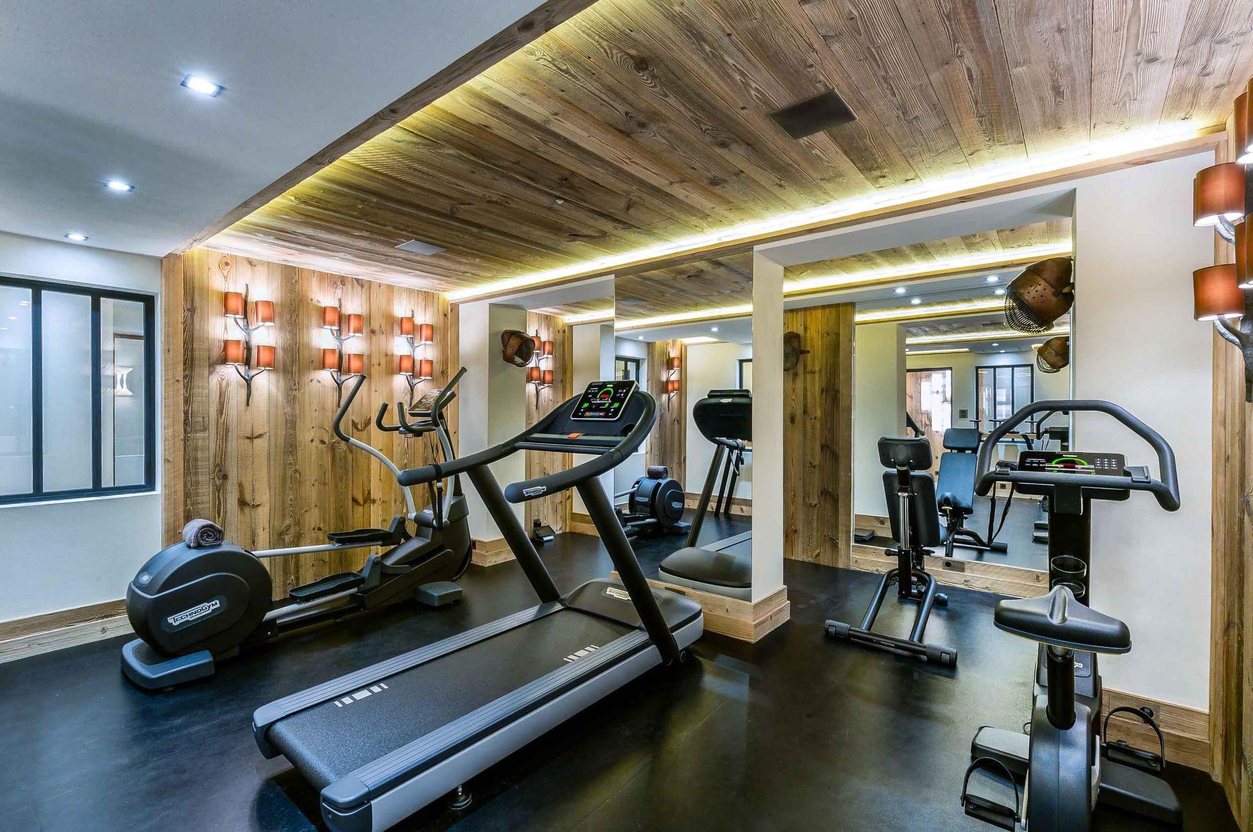 gym-fitness-workout-wellness-courchevel1850-luxury-chalet-Kelly-24