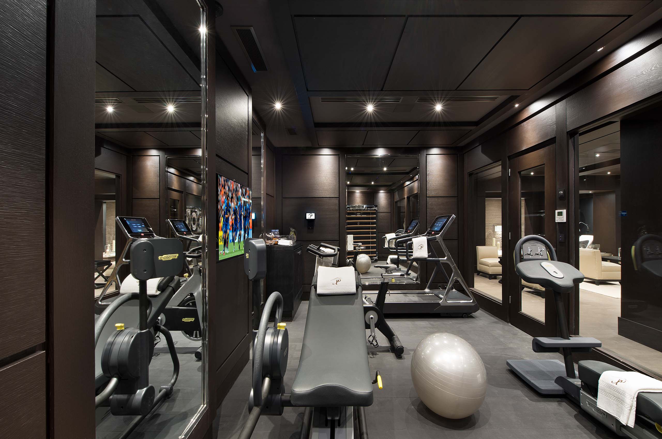 gym-workout-fitness-courchevel1850-luxury-chalet-palais