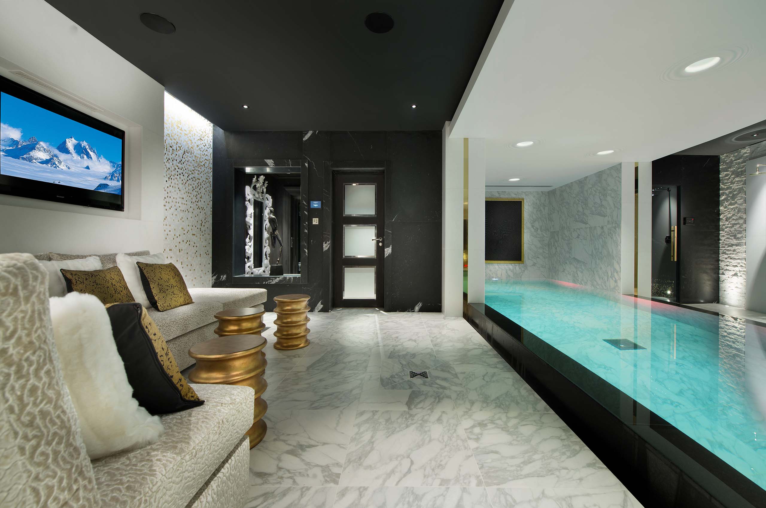 indoorpool-relaxationarea-modern-elegant-luxury-courchevel1850-chalet-corinne-27