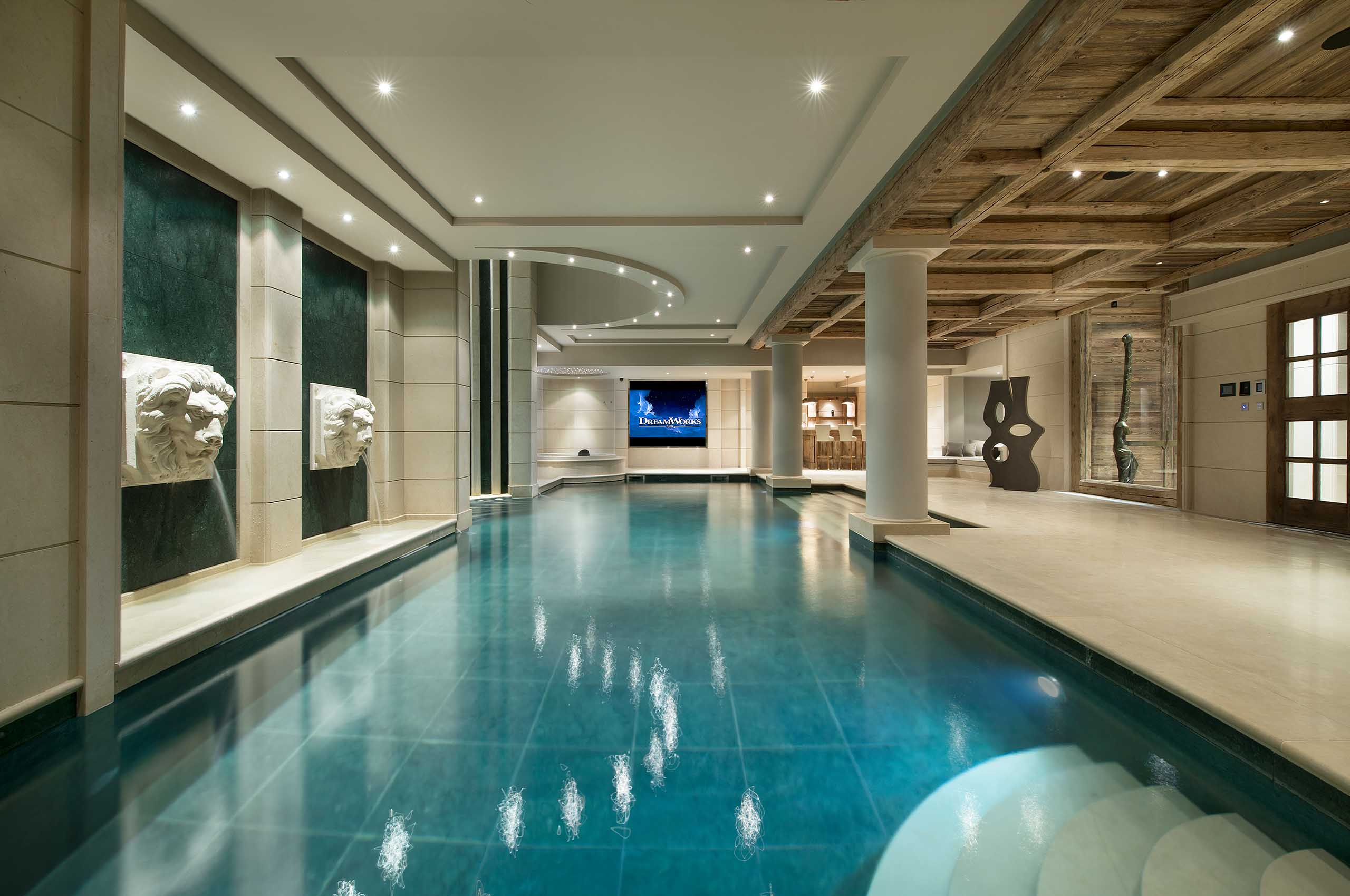 indoorpool-spa-retreat-wellness-courchevel1850-luxury-chalet-edel