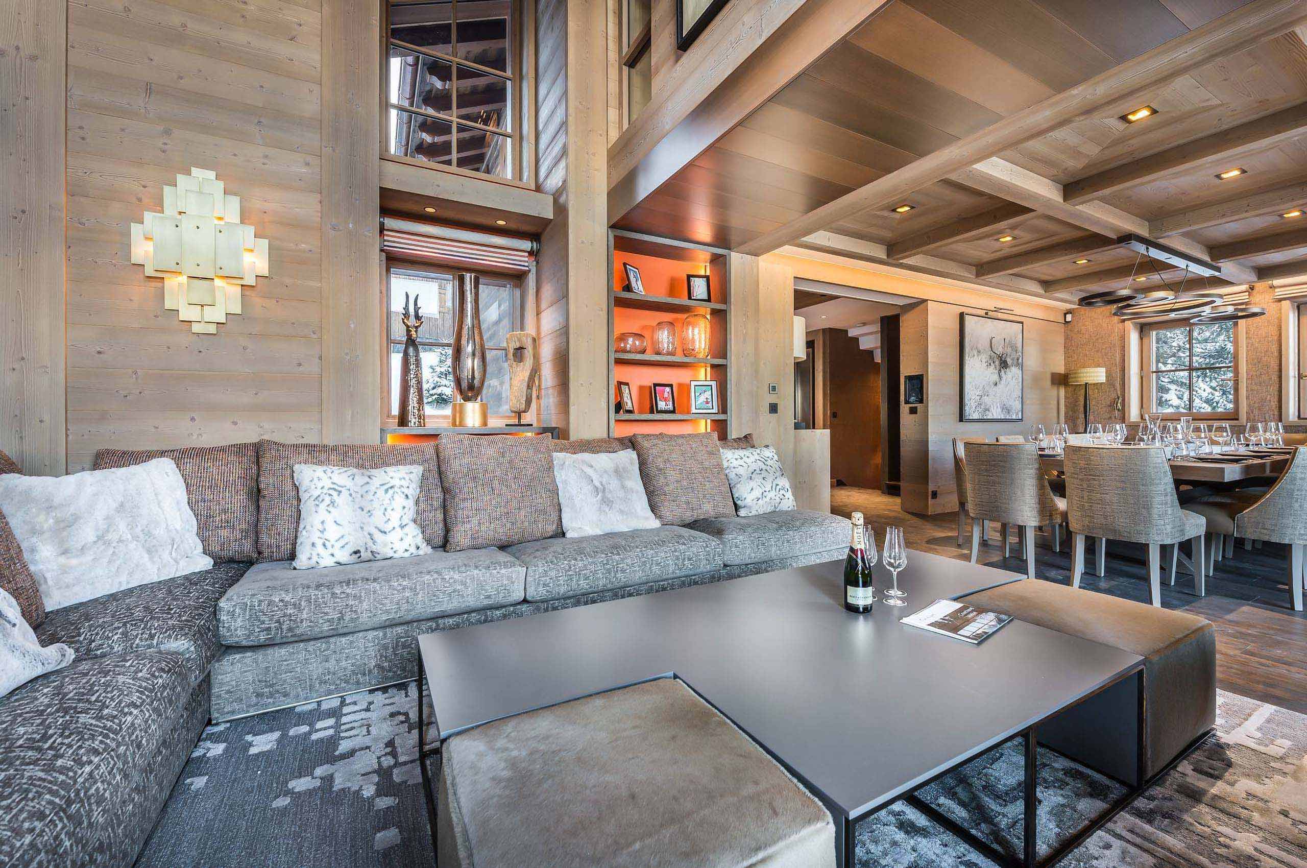livingroom-diningarea-elegant-interiordesign-courchevel1850-luxury-chalet-alexi