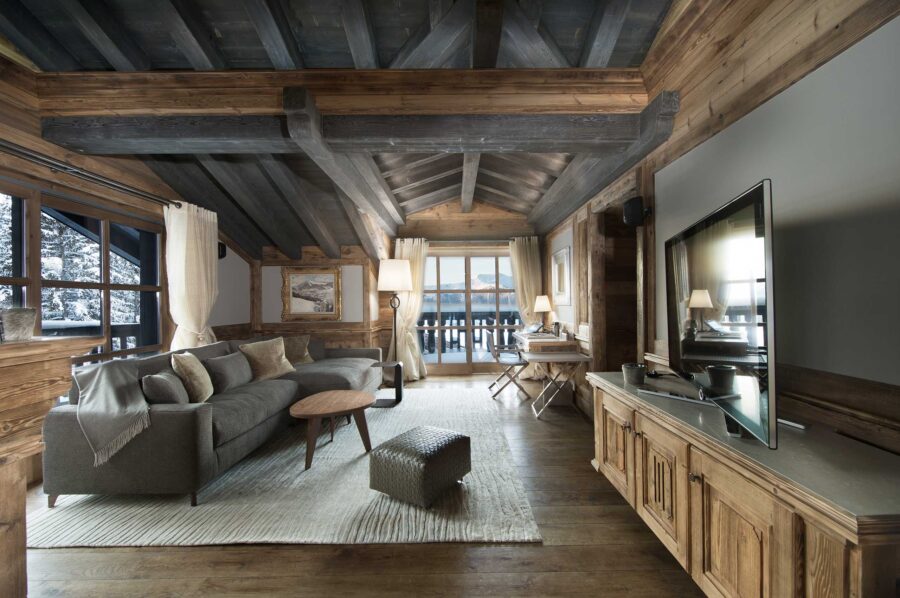 loungearea-office-mountainview-elegant-design-courchevel1850-luxury-chalet-edel