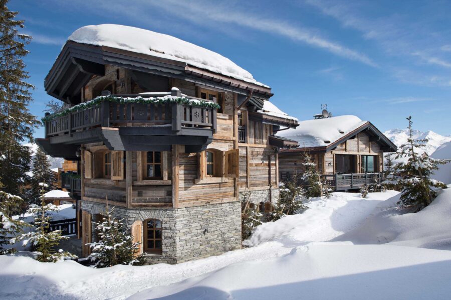mainpage-exterior-luxury-rental-retreat-alps-courchevel1850-chalet-palais