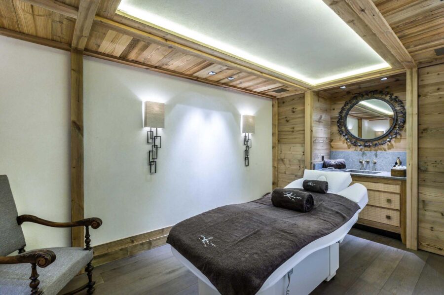 massageroom-wellness-spa-courchevel1850-luxury-chalet-brielle