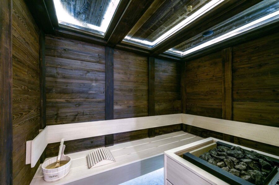 sauna-spa-wellness-courchevel1850-luxury-chalet-Kelly-21