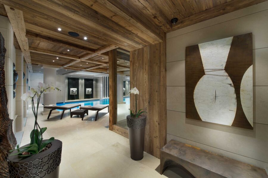spa-indoorpool-wellness-rental-retreat-courchevel1850-luxury-chalet-edel