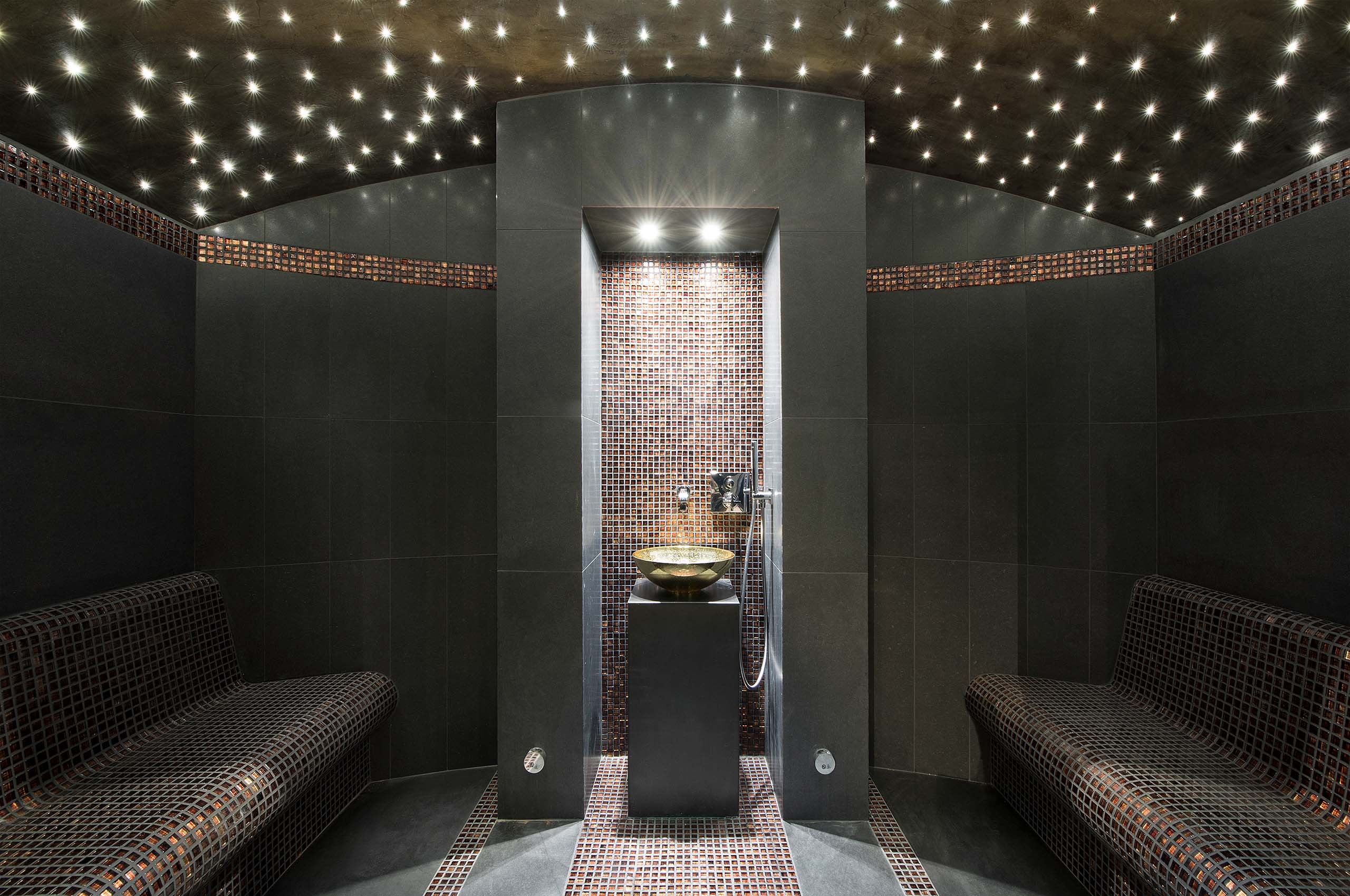 steamroom-hammam-luxury-wellness-rental-retreat-courchevel1850-chalet-palais