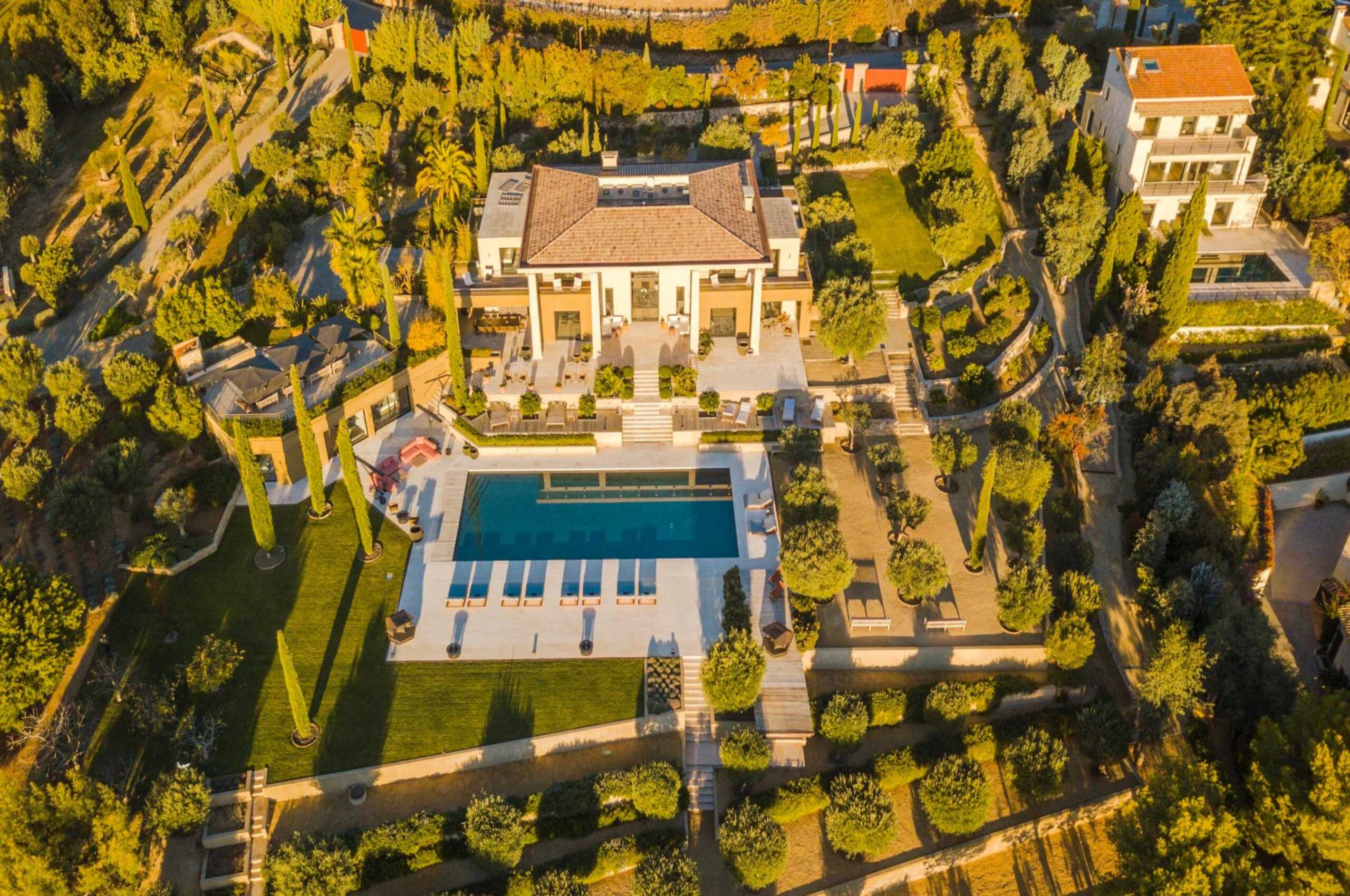 villa-cadenza-aerial-luxury-rental-paradise-pool-properties-spacious-cannes