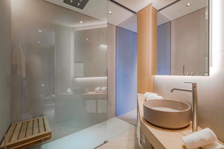 villa-cadenza-bathroom-italianshower-cannes