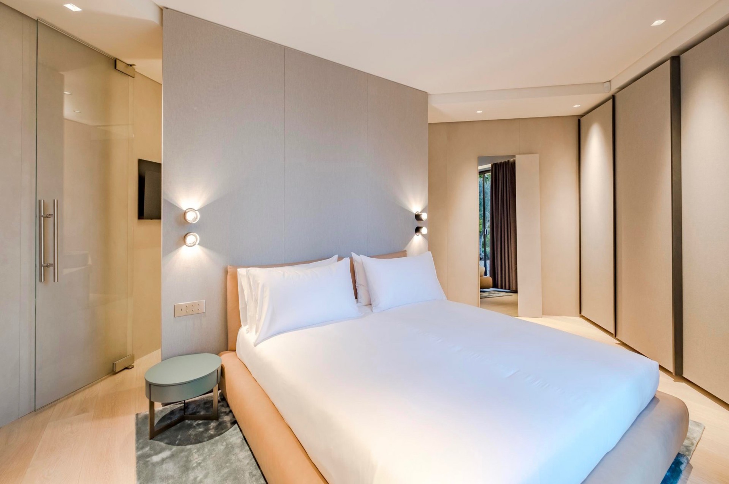 villa-cadenza-bathroom-modern-stylish-luxury-design-cannes