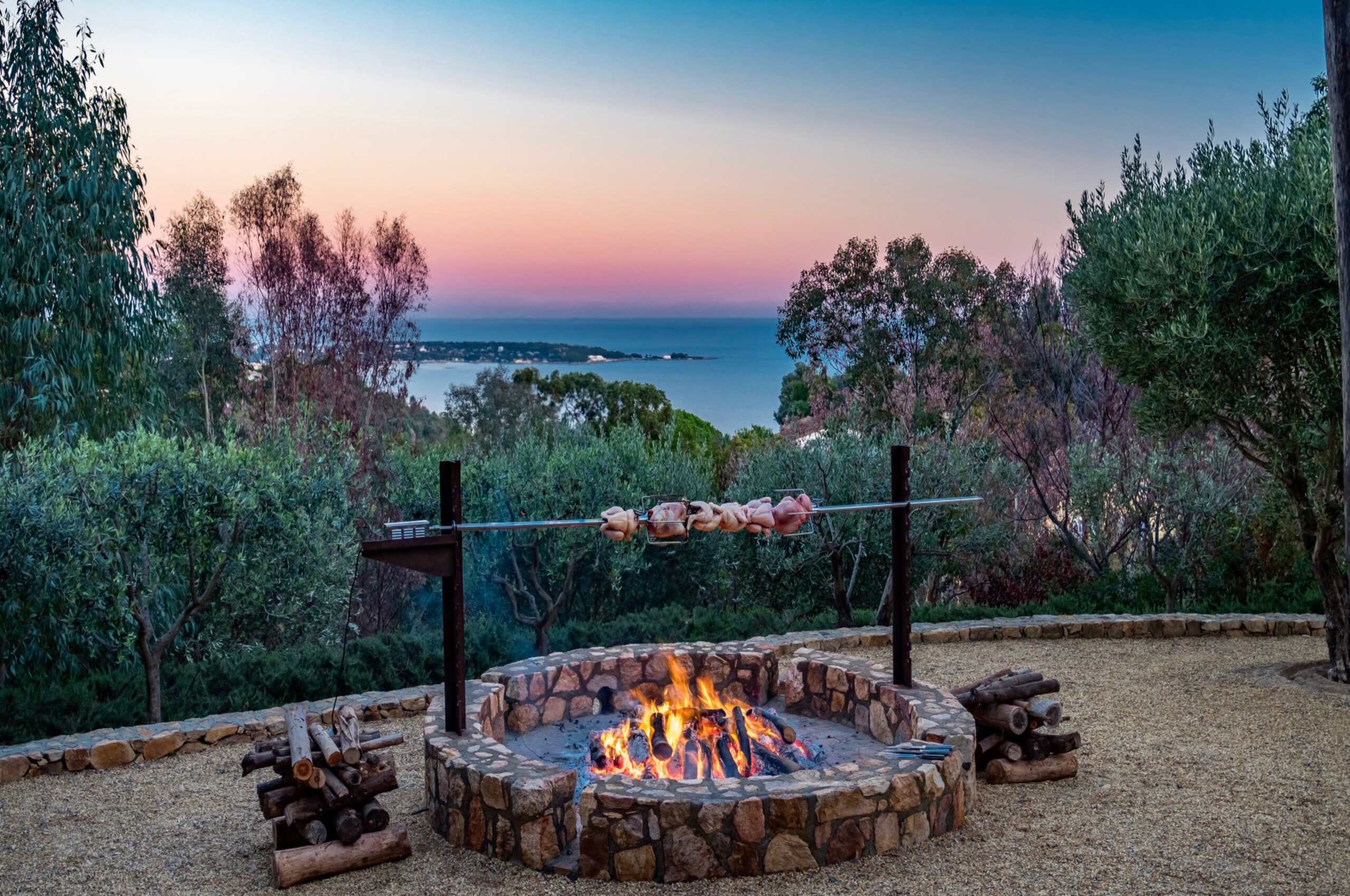 villa-cadenza-firepit-barbecue-oceanview-paradise-cannes
