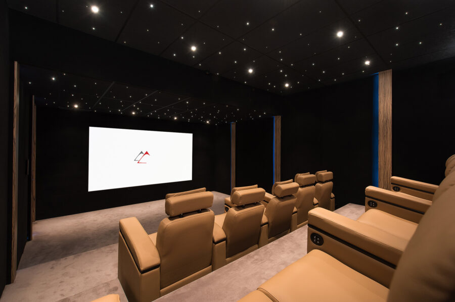 villa-caliope-cinema-film-entertainment-hosting-relaxation-luxury-cannes