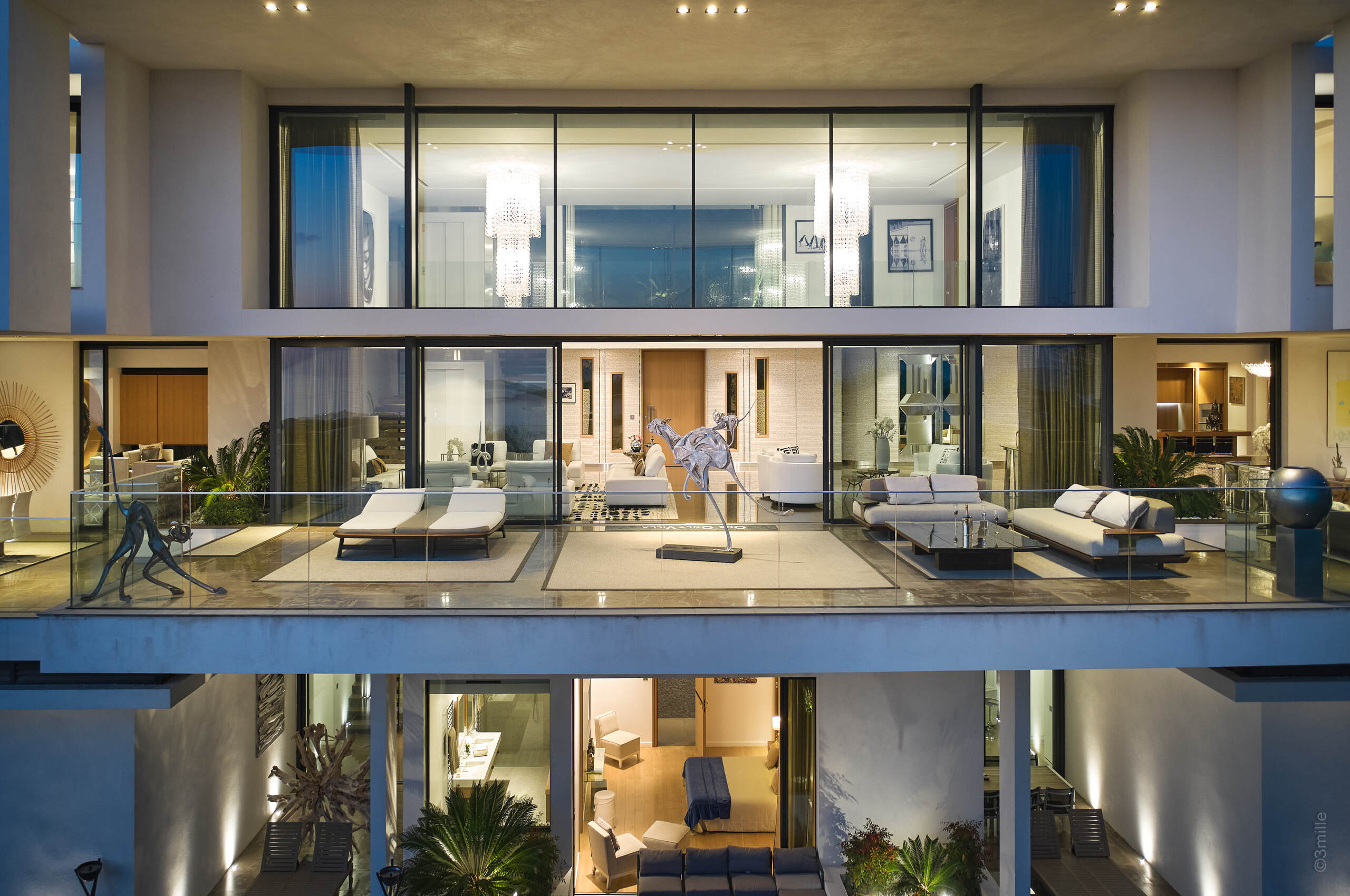villa-caliope-exterior-night-interiorview-luxury-modern-rental-cannes