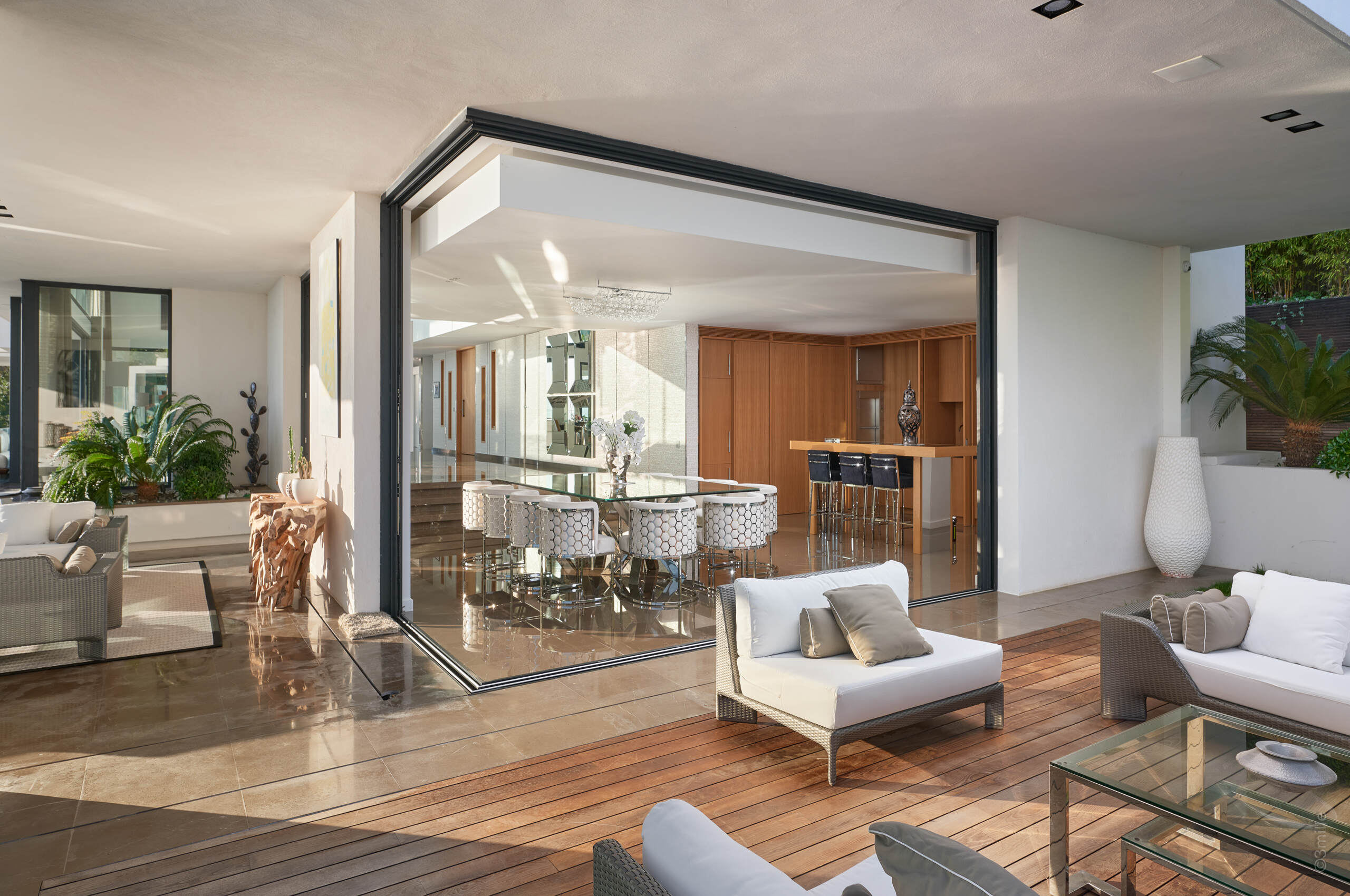 villa-caliope-livingspace-openplan-modern-luxury-furnishing-cannes
