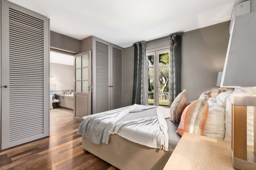 villa-callista-bedroom-modern-luxury-stylish-interior-design-cannes