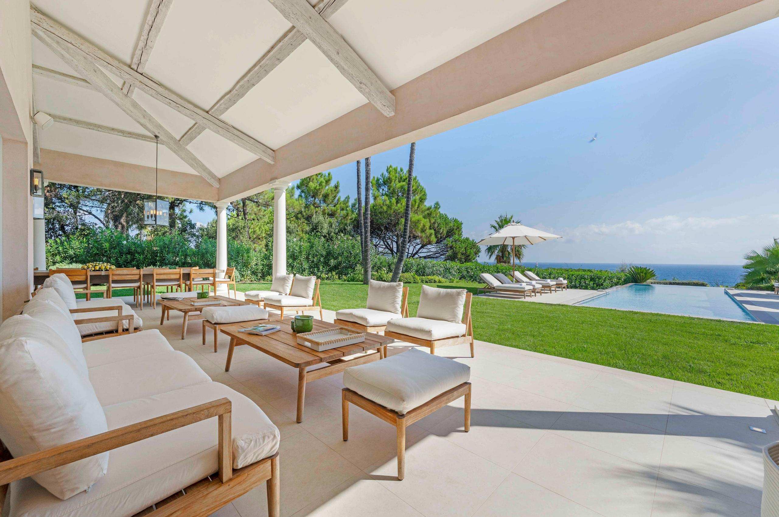 villa-carol-terrace-sea-view-garden-swimming-pool-luxury-ramatuelle