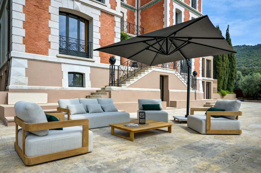 villa-cassie-outdoor-lounge-seating-garden-luxury-paradise-rental-retreat-lacroixvalmer