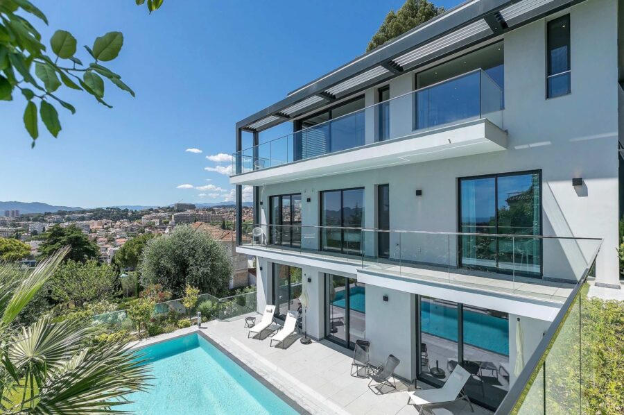 villa-catalina-exterior-luxury-modern-rental-frenchriviera-cannes