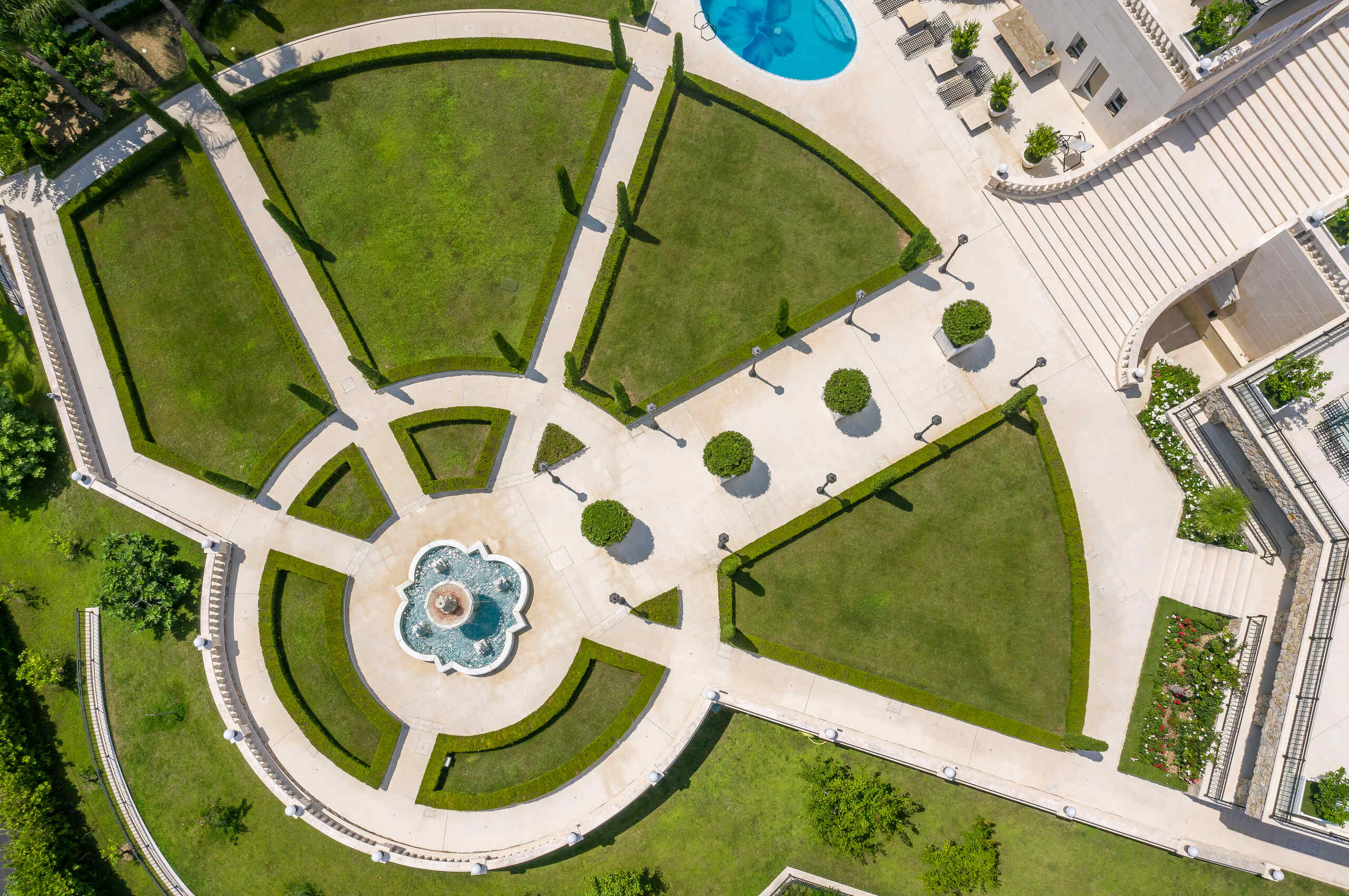 villa-celeste-aerial-garden-fountain-luxury-paradise-cannes